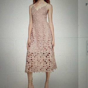 Express Floral Lace Midi Dress Pink
